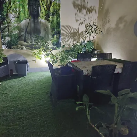 1 Flamingos Guest house
